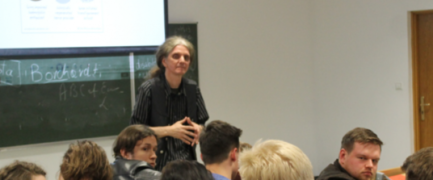Relacja z Drugiej Otwartej Debaty Studenckiej w języku angielskim