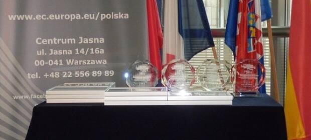 EUROPEJSKI ZNAK INNOWACYJNOŚCI DLA STUDIUM JĘZYKÓW OBCYCH UCZELNI ŁAZARSKIEGO!