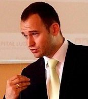 Dr Robert Szostak