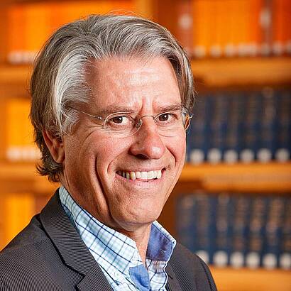 dr Frans Gerhard von der Dunk