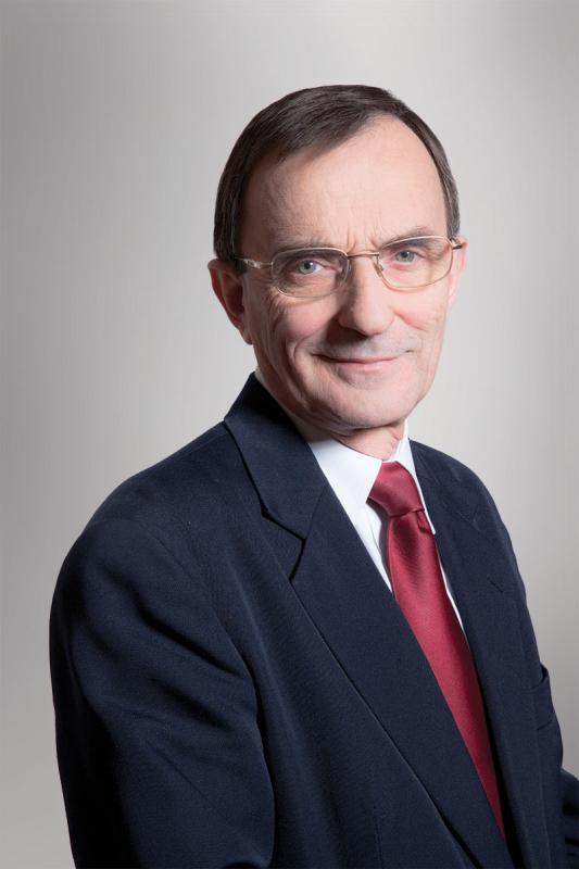 prof. dr hab. Józef Fiszer