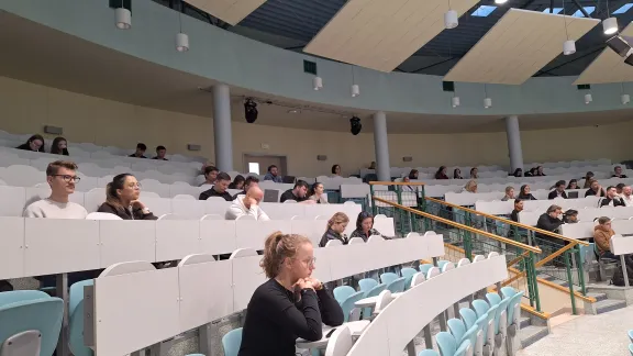 studenci na mediacjach