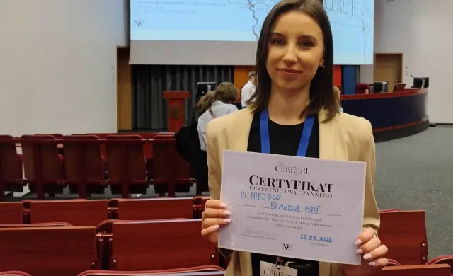 Sukces studentki kierunku lekarskiego Uczelni Łazarskiego na ogólnopolskiej konferencji neurologicznej 