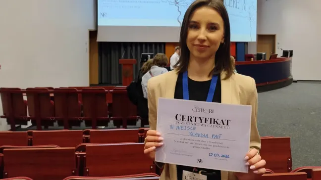 Sukces studentki kierunku lekarskiego Uczelni Łazarskiego na ogólnopolskiej konferencji neurologicznej 
