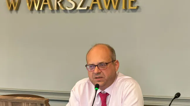 OIL_Warszawa_R.Olszewski