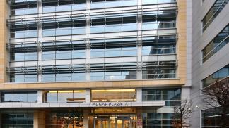 800px Adagar Plaza budynek A przy ul. Postepu 17a siedziba Urzedu Zamowien Publicznych i KIO