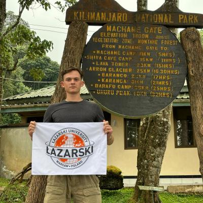 Student Uczelni Łazarskiego wyrusza na Kilimandżaro!