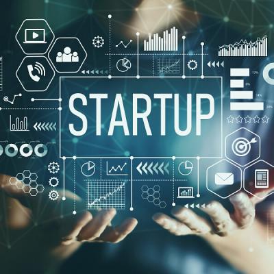 StartUpowo: Finansowanie dla startupu na Uczelni Łazarskiego