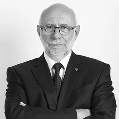 Uczelnia Łazarskiego żegna prof. Jana Szmidta - byłego Rektora Politechniki Warszawskiej