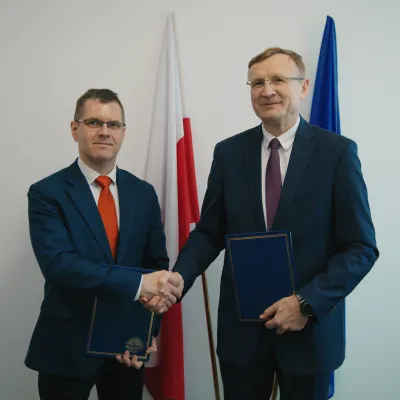 Uczelnia Łazarskiego nawiązała współpracę z Biurem Parlamentu Europejskiego w Polsce