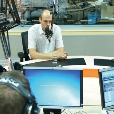 Dr Christopher Lash z Uczelni Łazarskiego dla Polskiego Radia
