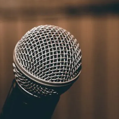 Zostań mówcą i liderem - poznaj TOASTMASTERS