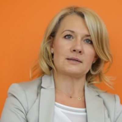 Jak wybrać odpowiednie studia podyplomowe? Poradnik video