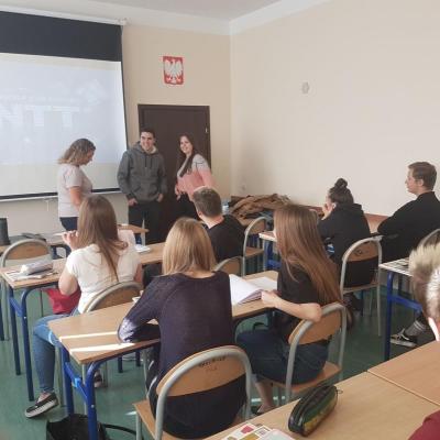 Wspólny projekt ESN Łazarski i Studenckiej Poradni Prawnej