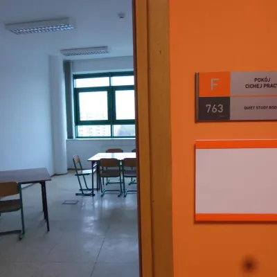 Pokoje pracy grupowej Biblioteki Uczelnianej