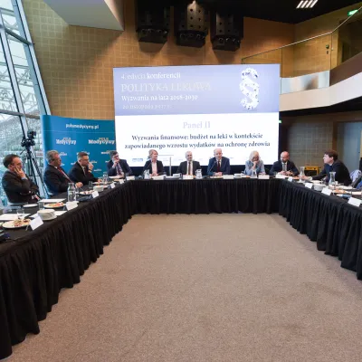 Uczelnia Łazarskiego partnerem konferencji „Polityka lekowa. Wyzwania na lata 2018-2030”