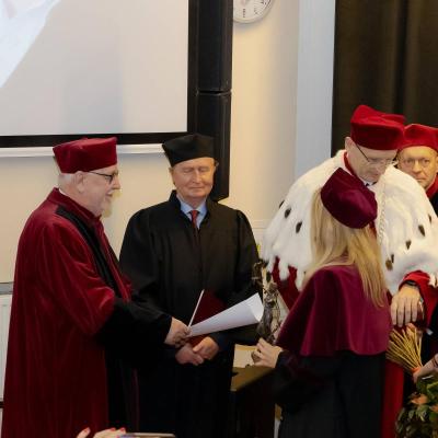 Uroczystość nadania tytułu Doktora Honoris Causa Sędziemu Jerzemu Stępniowi