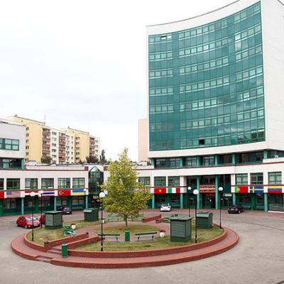 Od poniedziałku wejście na kampus uczelni ograniczone i kontrolowane!