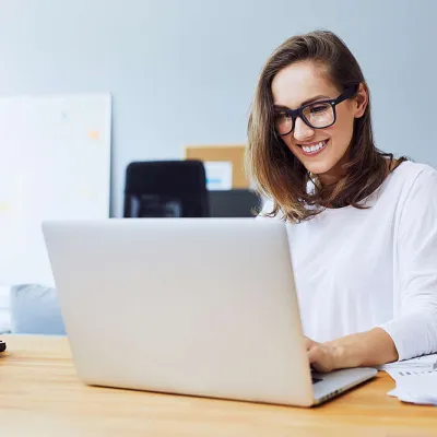 Zaproszenie na webinar „Polityka wynagradzania kadry zarządzającej i kluczowych pracowników w aspekcie dyrektywy CRD”