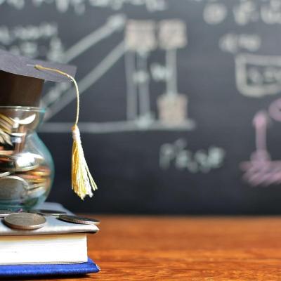 Kierunki zarządzanie oraz finanse i rachunkowość z oceną pozytywną PKA
