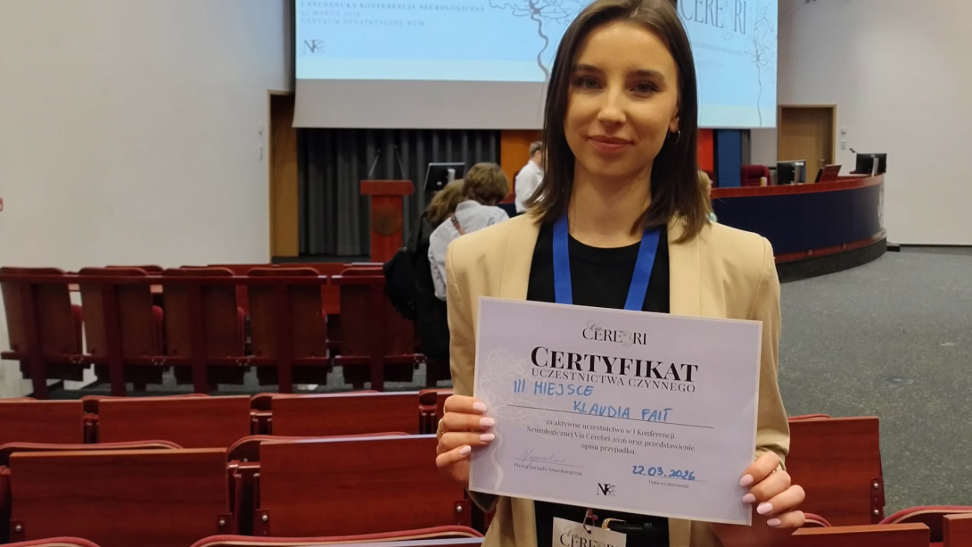 Sukces studentki kierunku lekarskiego Uczelni Łazarskiego na ogólnopolskiej konferencji neurologicznej 