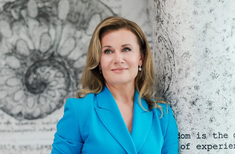 dr hab. Małgorzata Gałązka-Sobotka, Rektor Uczelni Łazarskiego