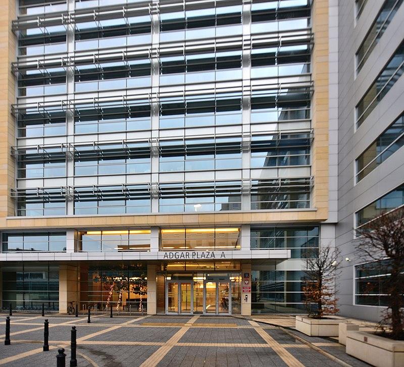 800px Adagar Plaza budynek A przy ul. Postepu 17a siedziba Urzedu Zamowien Publicznych i KIO