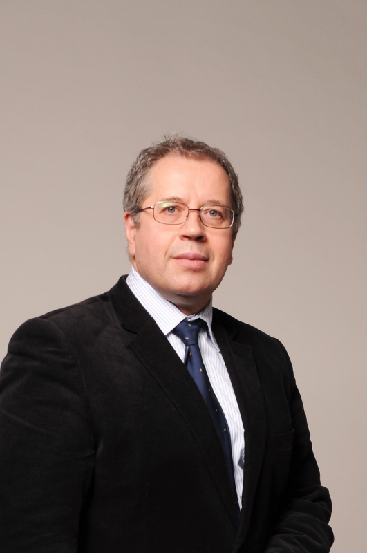 Andrzej Wozniakowski C B