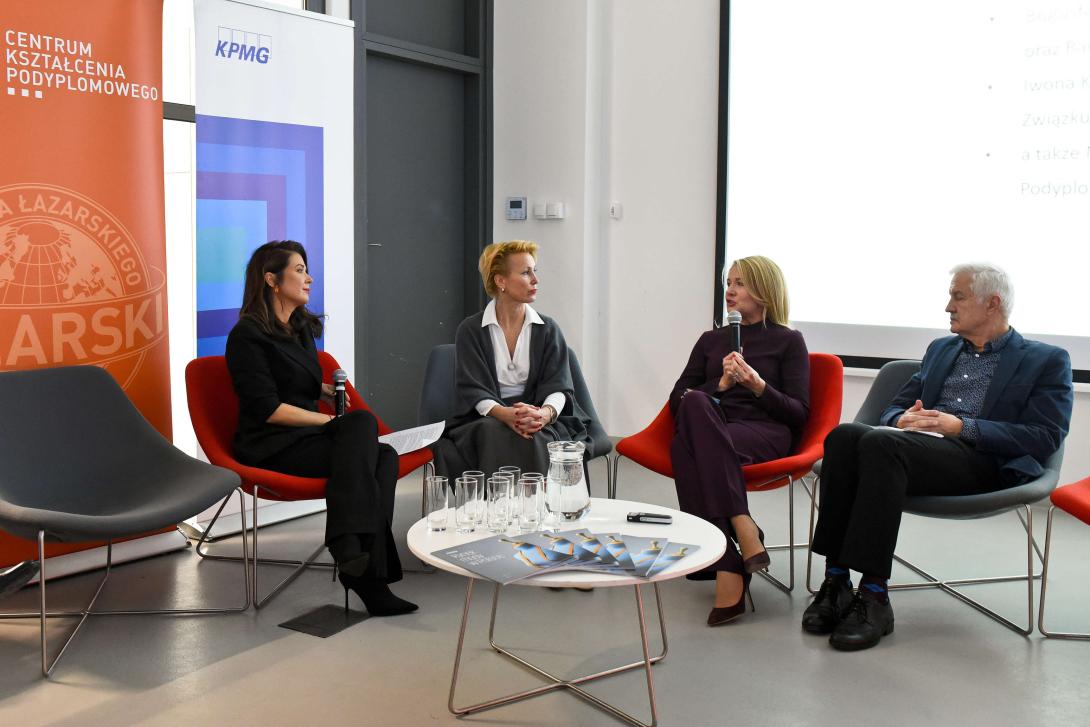 Fashion Economy Moda 4.0 video