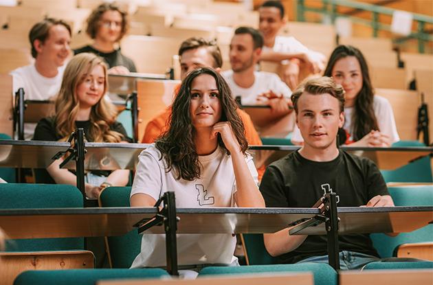 Foto news aula studenci
