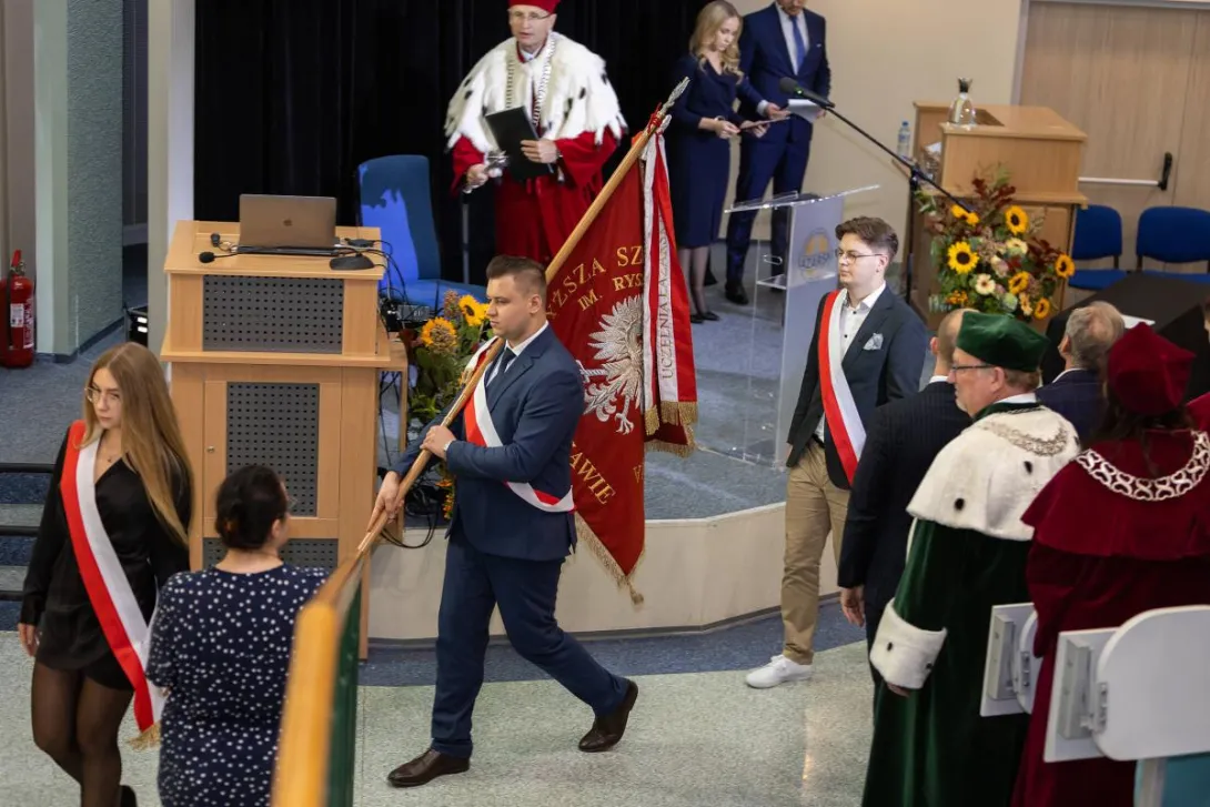 Inauguracja  246 