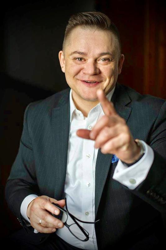 KRZYSZTOF MANTHEY