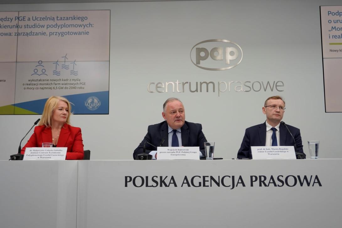 PGE wspolnie z Uczelnia Lazarskiego uruchamia pierwszy w Polsce kierunek zarzadzania procesami inwestycyjnymi w morskiej energetyce wiatrowej