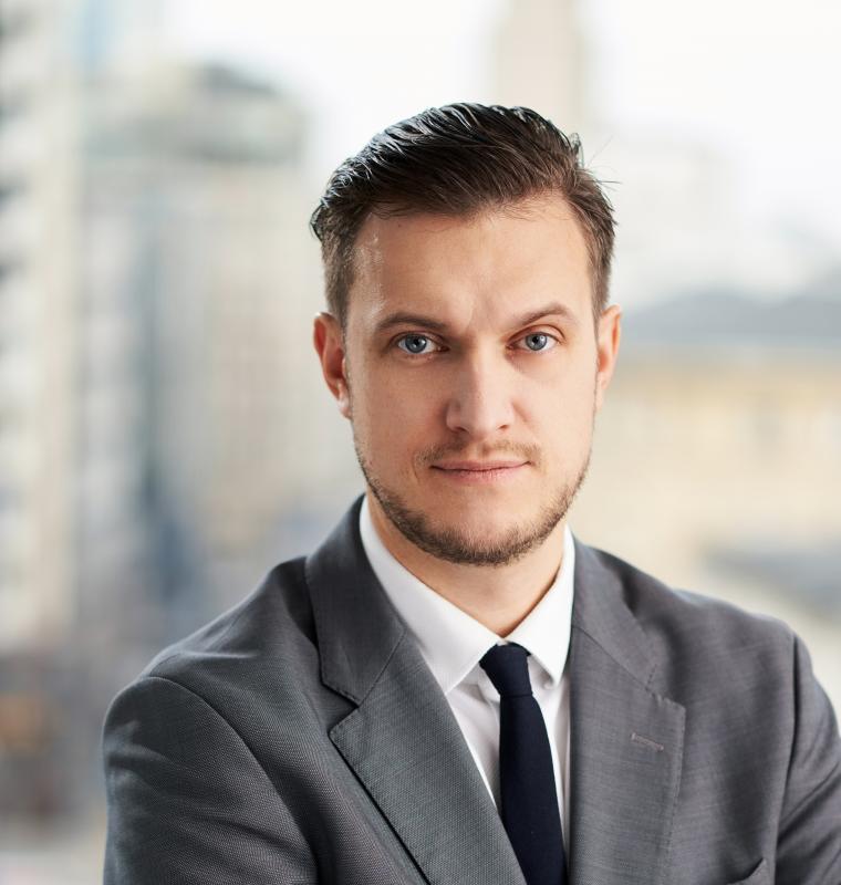 Wojtek Jablonski  1 