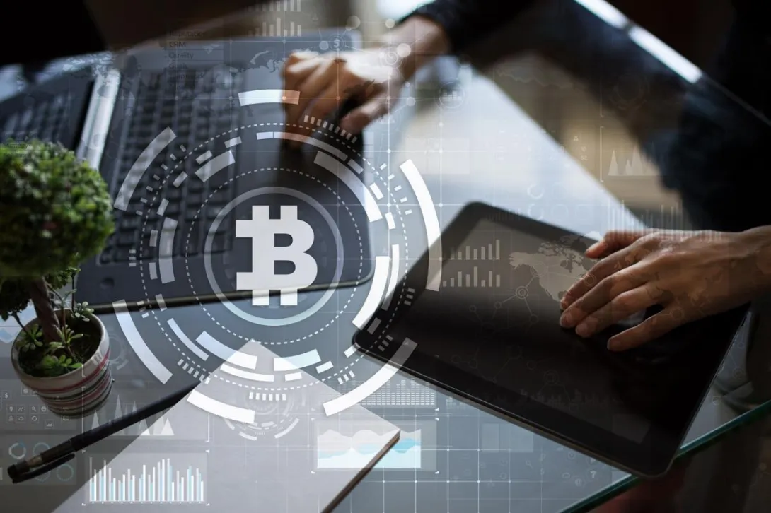 blockchain small shutterstock 667539532