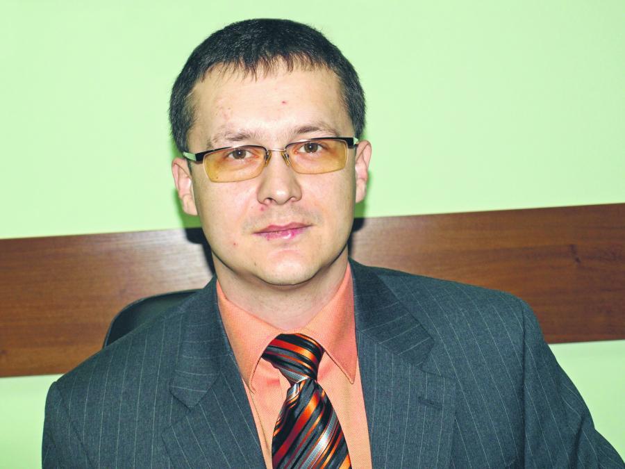 dr Grzegorz Abramek