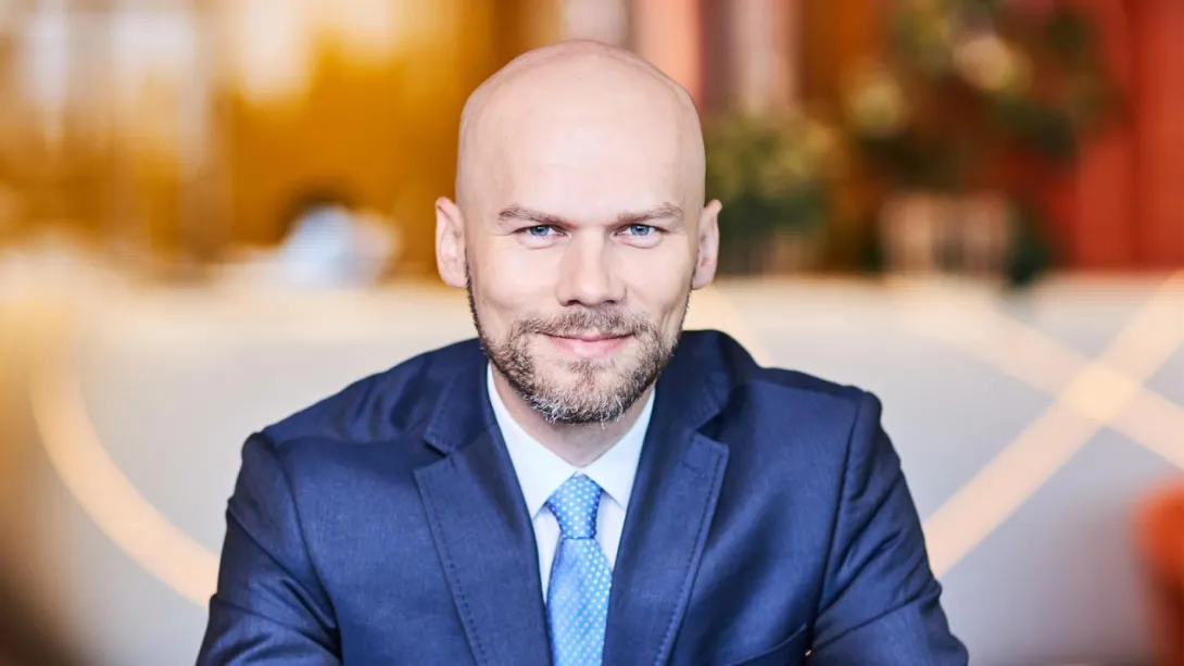 kuzniacki 1600x900  1 