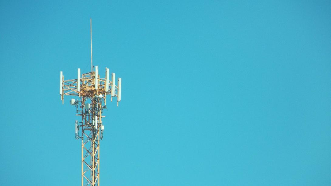 mobile sky wind antenna mast blue 799918 pxhere.com